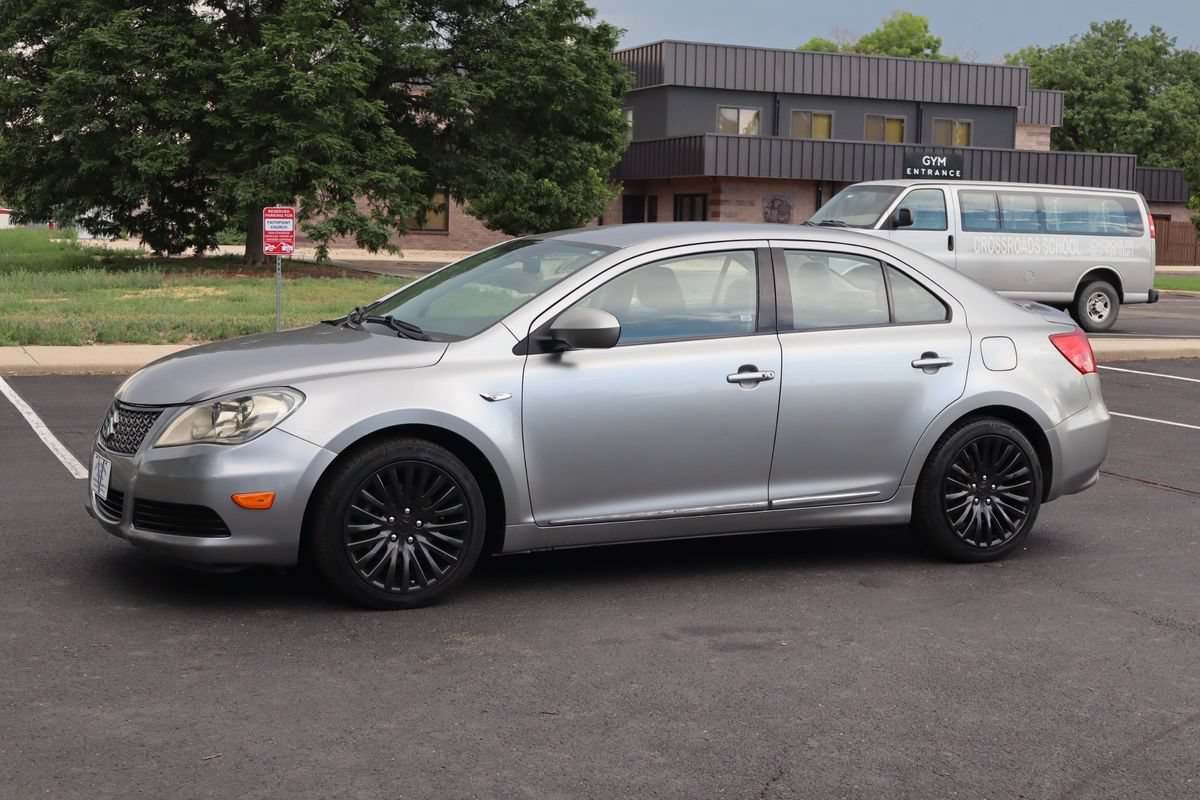 Used 2011 Suzuki Kizashi SE AWD/4WD image 10