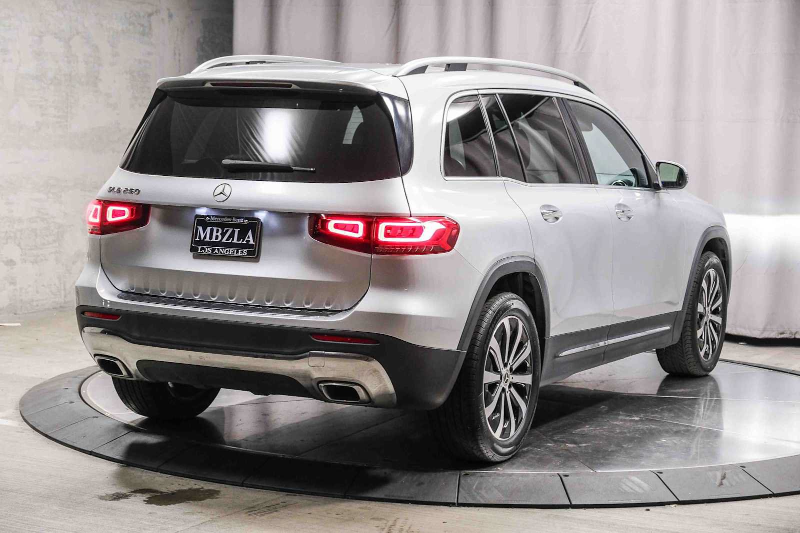 Certified 2022 Mercedes-Benz GLB 250 image 4
