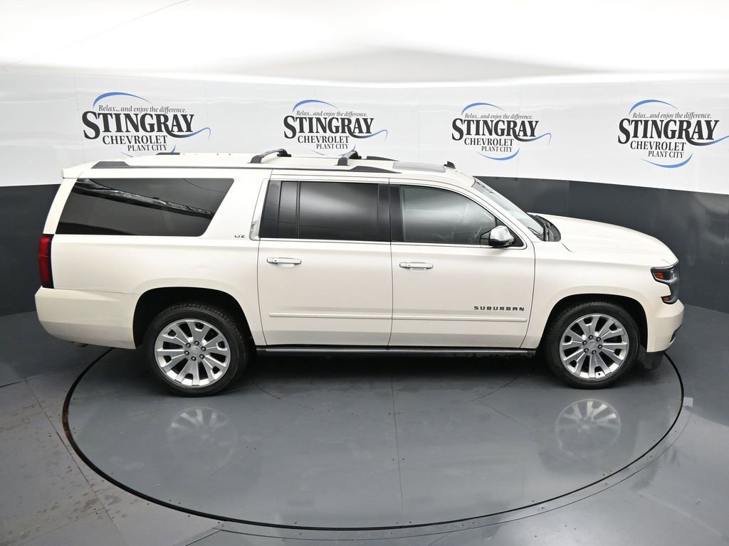 Used 2015 Chevrolet Suburban LTZ RWD image 16