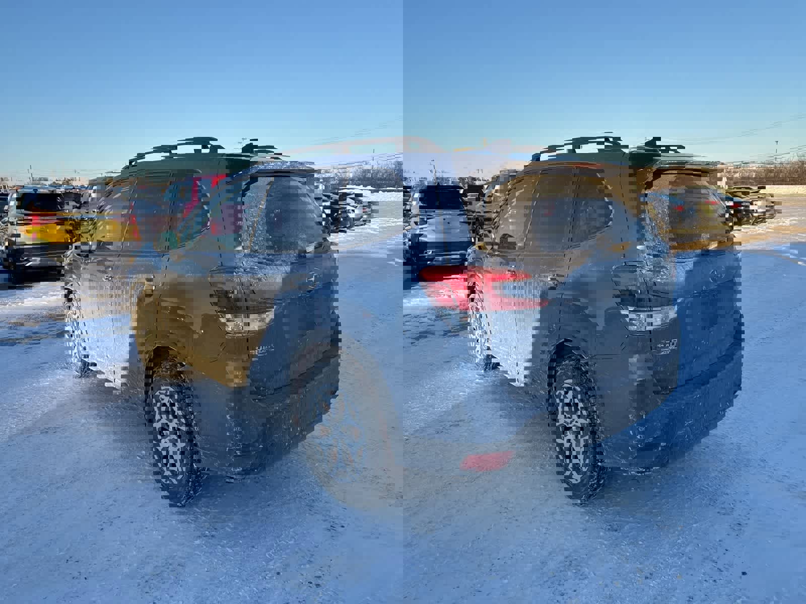 Used 2024 Subaru Forester Premium image 2