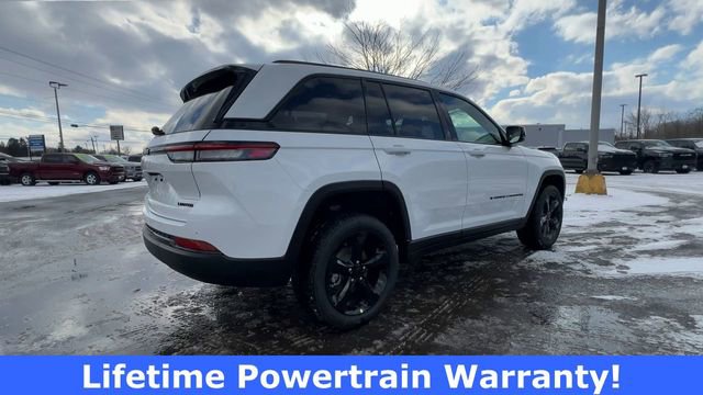 New 2025 Jeep Grand Cherokee Limited w/ Black Appearance Package image 8