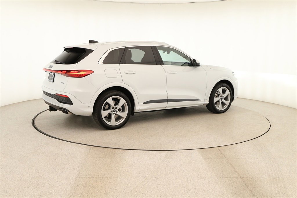Certified 2025 Audi Q5 Prestige image 7