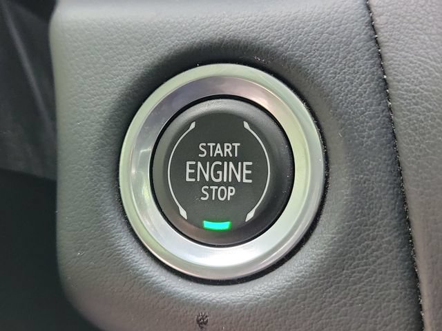 Used 2021 Chevrolet Tahoe RST w/ Luxury Package RWD image 33