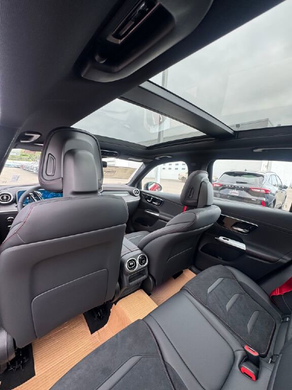 New 2026 Mercedes-Benz GLC 43 AMG 4MATIC image 17