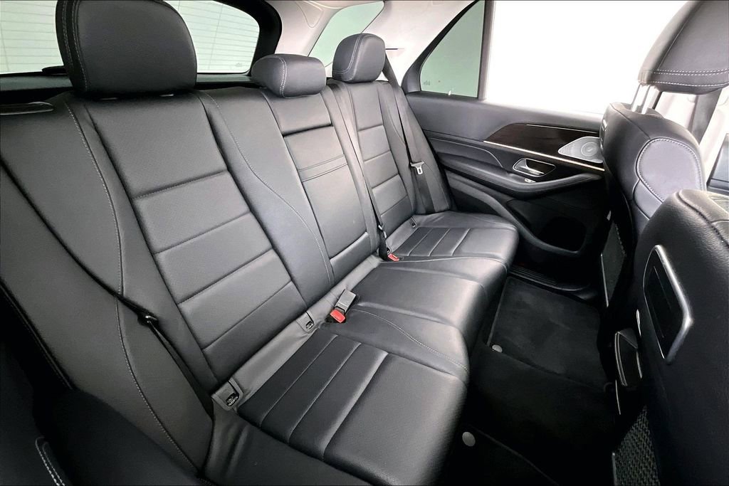 Used 2020 Mercedes-Benz GLE 450 4MATIC w/ Premium Package image 34