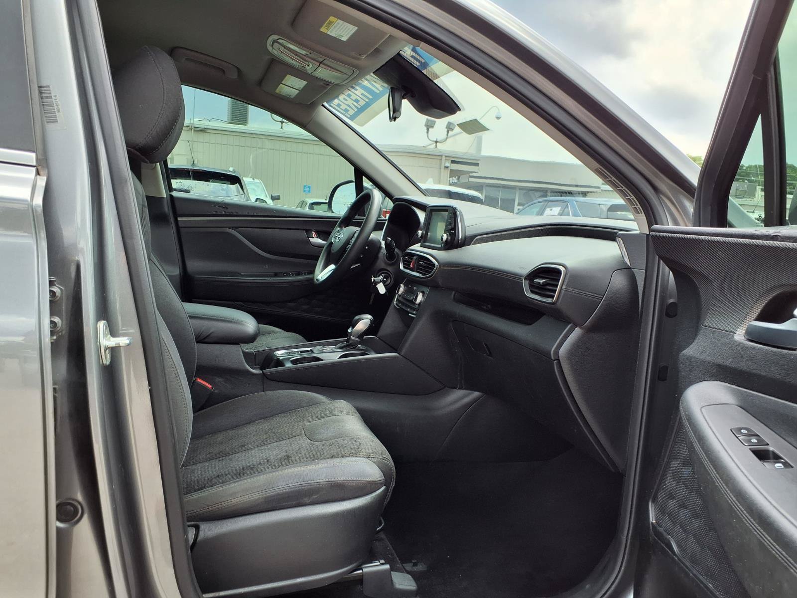 Used 2020 Hyundai Santa Fe SE w/ Cargo Package FWD image 28
