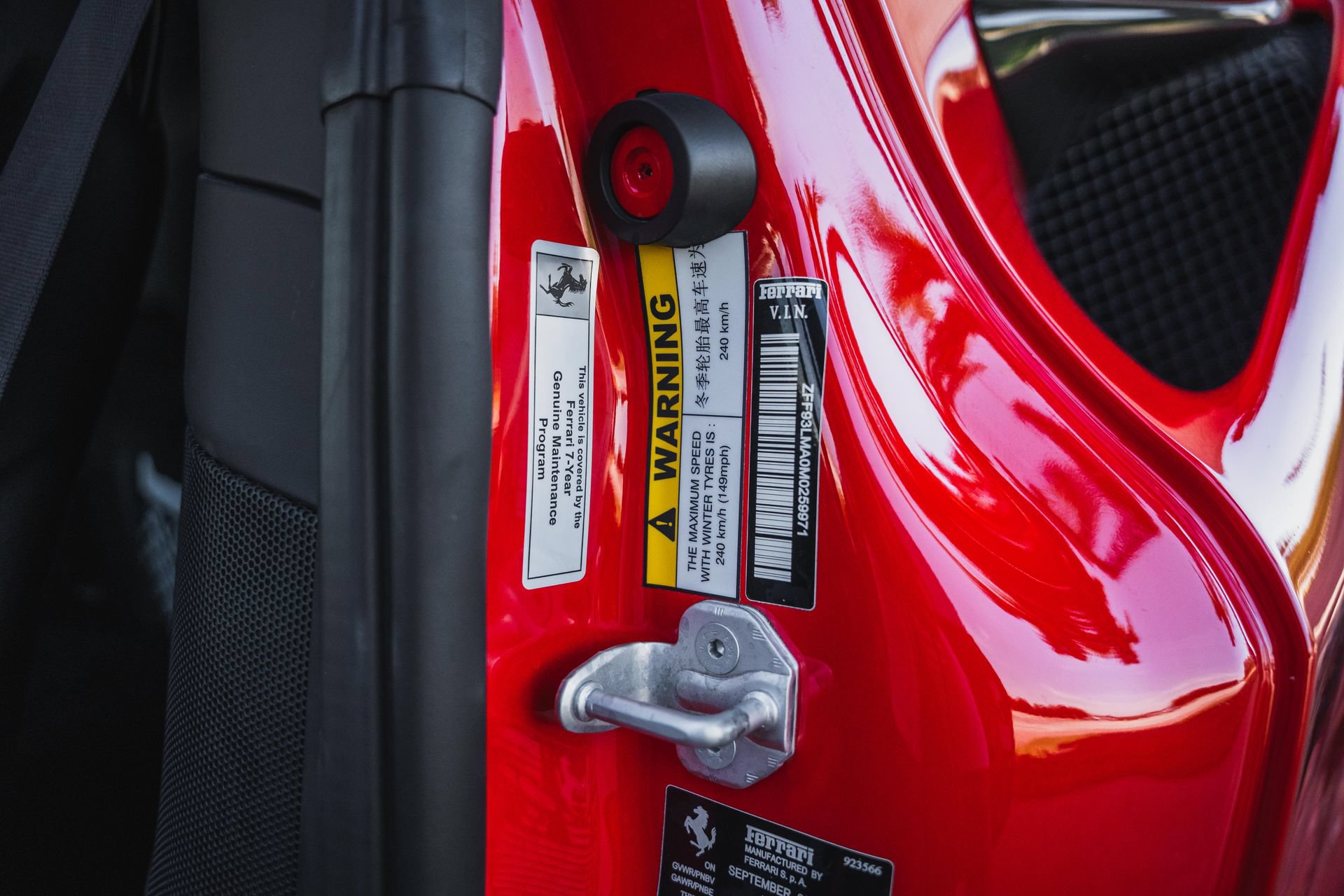 Used 2021 Ferrari F8 Tributo RWD image 60