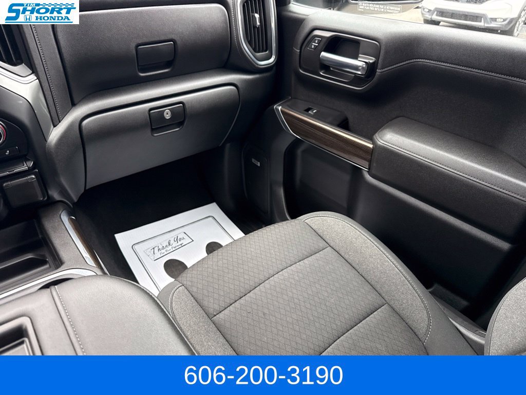 Used 2021 Chevrolet Silverado 1500 LT Trail Boss w/ Convenience Package II AWD/4WD image 18