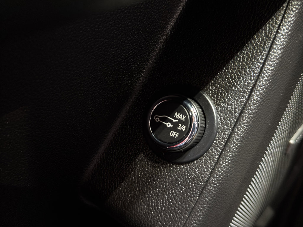 Used 2022 Chevrolet Traverse RS w/ LPO, Floor Liner Package image 39