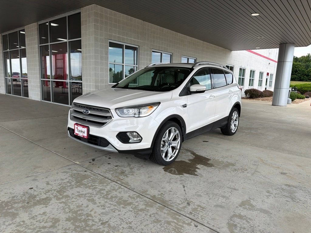 Used 2019 Ford Escape Titanium AWD/4WD image 2