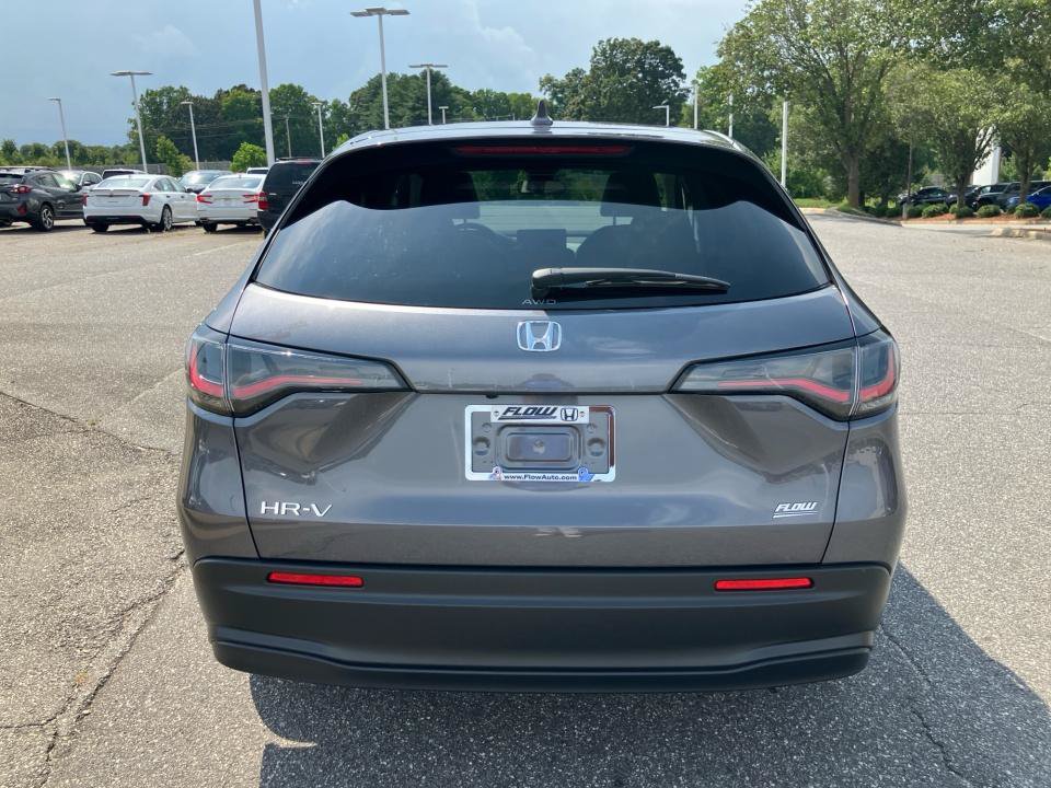 New 2027 Honda HR-V LX image 14