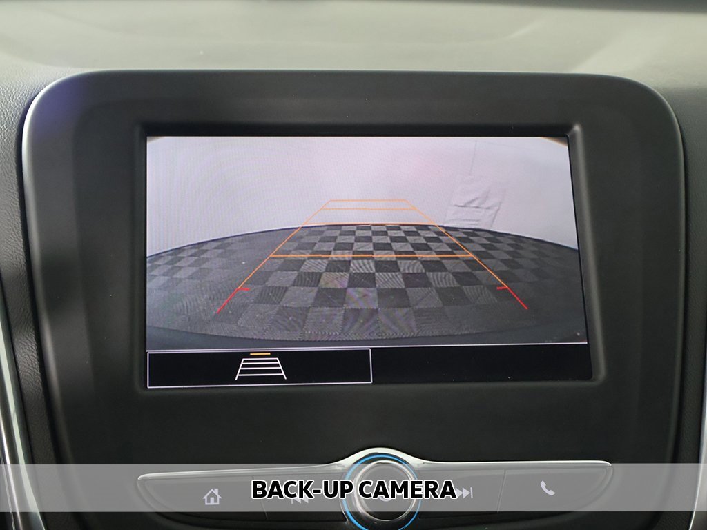 Used 2023 Chevrolet Equinox LT image 3