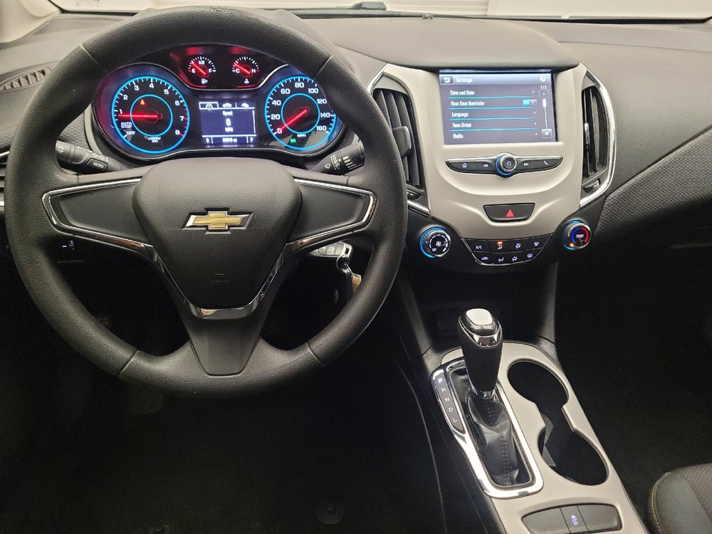 Used 2018 Chevrolet Cruze LS FWD image 22