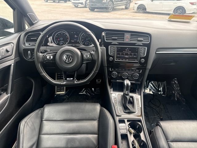 Used 2017 Volkswagen Golf R 4-Door image 12