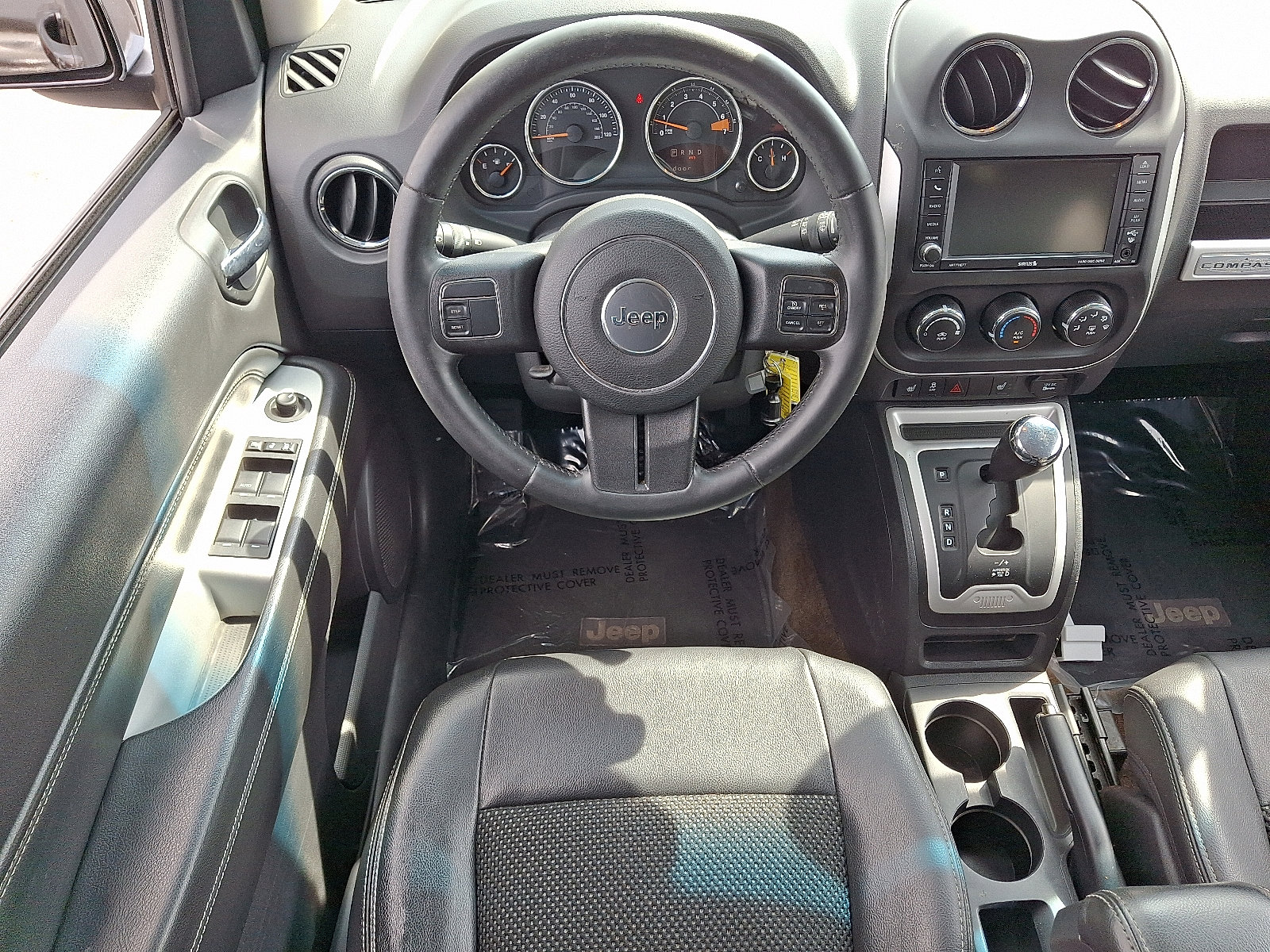 Used 2014 Jeep Compass Latitude w/ Mopar Chrome Accents Group image 11