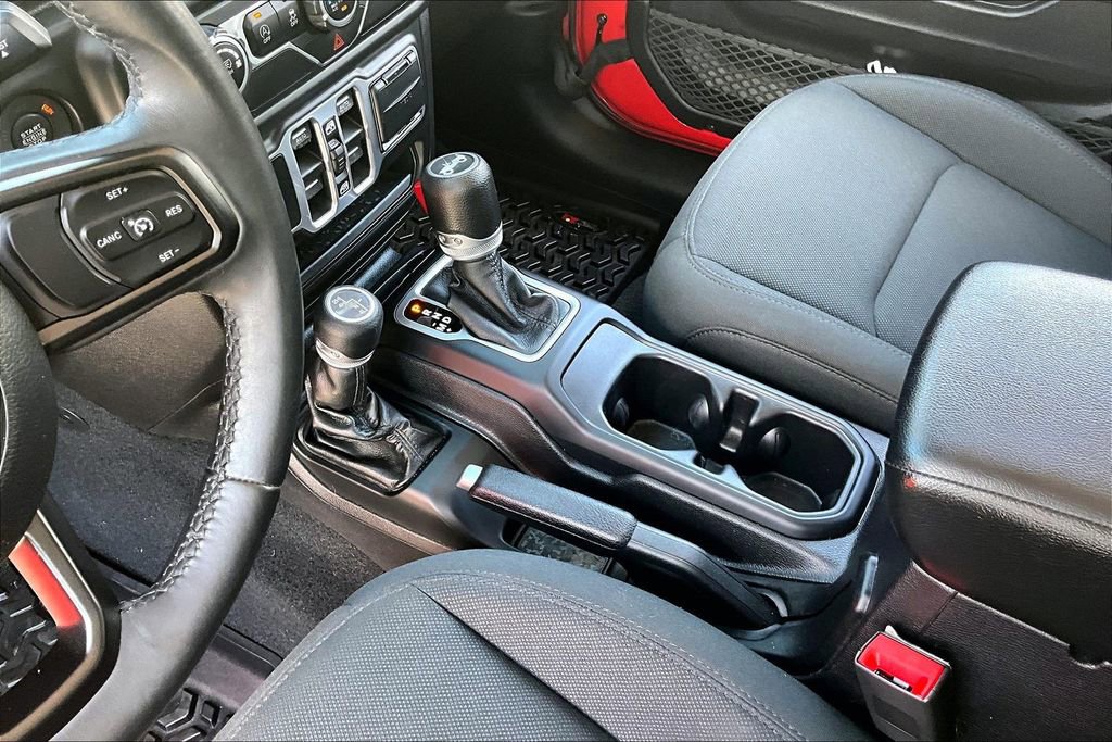 Used 2018 Jeep Wrangler Unlimited Sport S AWD/4WD image 17