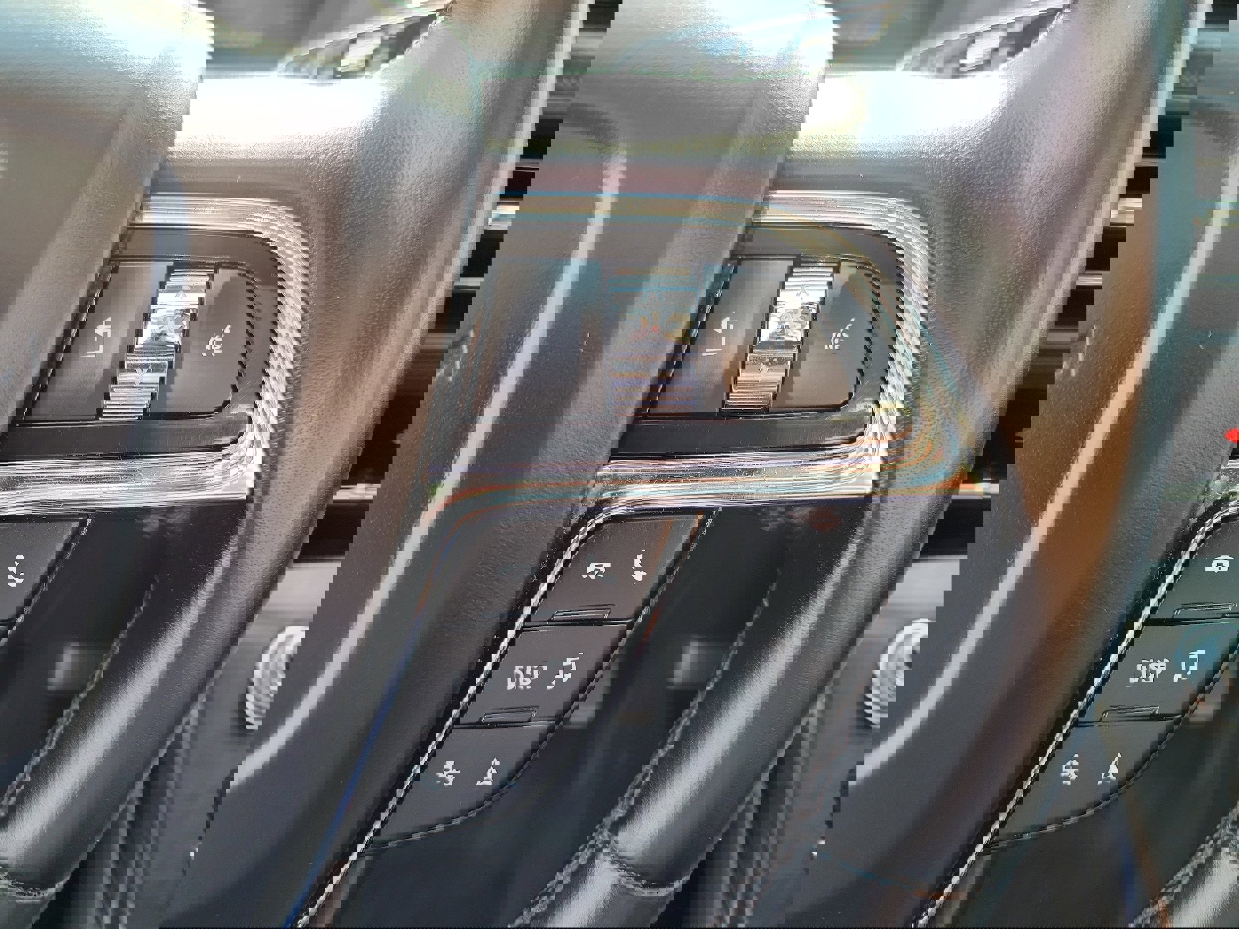 Used 2023 Lincoln Nautilus Reserve w/ Equipment Group 202A image 23