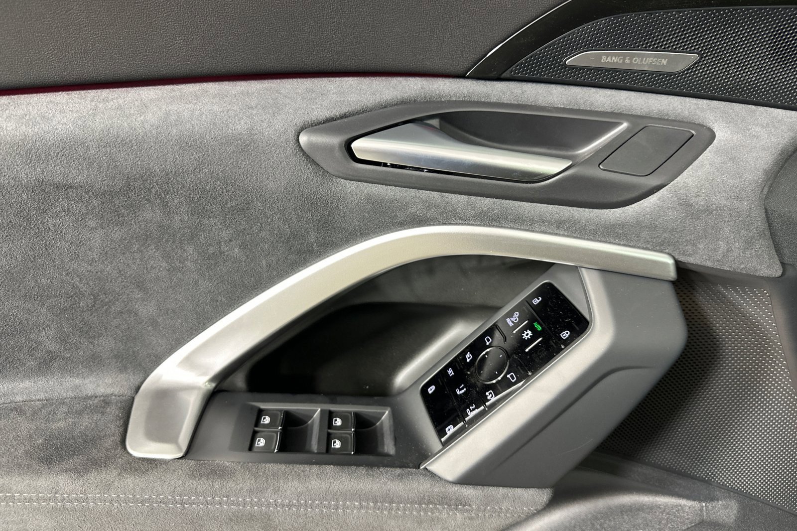 New 2025 Audi SQ5 Premium Plus image 10