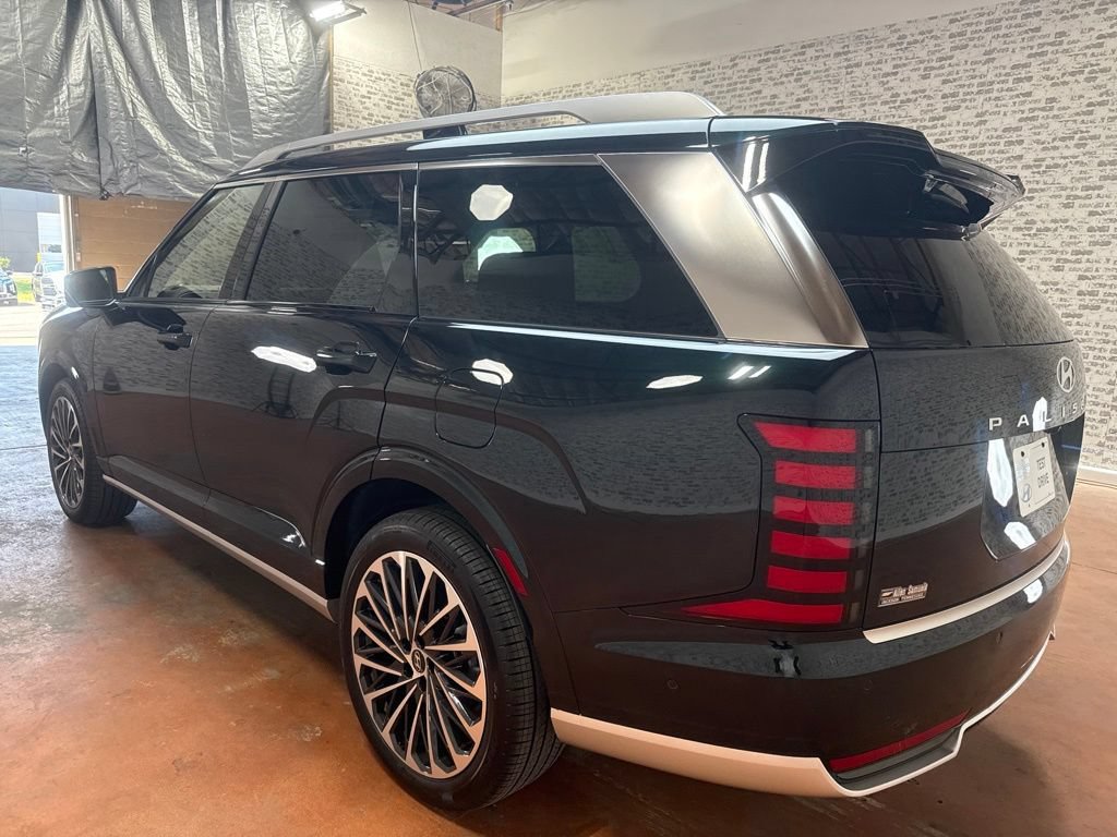 New 2027 Hyundai Palisade Calligraphy FWD image 5