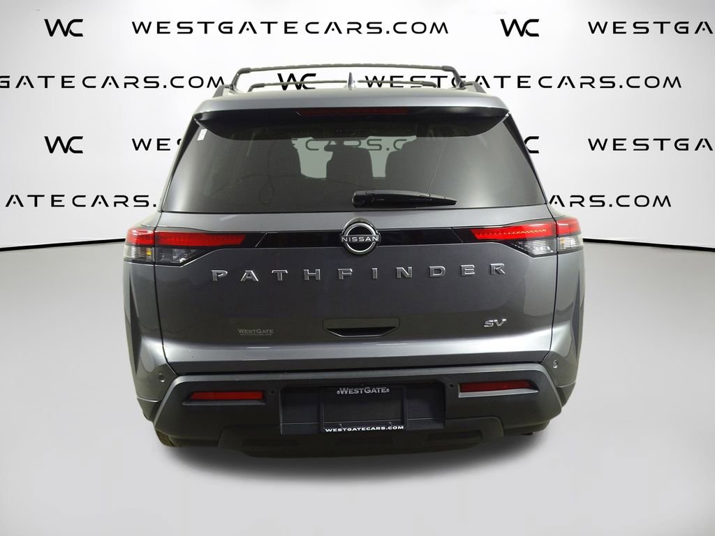 Used 2024 Nissan Pathfinder SV image 7