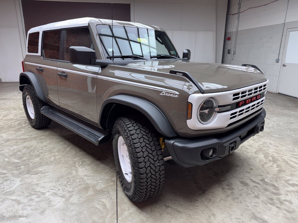 New 2026 Ford Bronco Heritage Edition AWD/4WD image 5