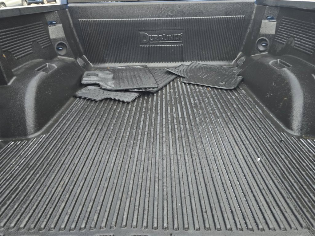 Used 2022 Chevrolet Silverado 1500 Custom image 15