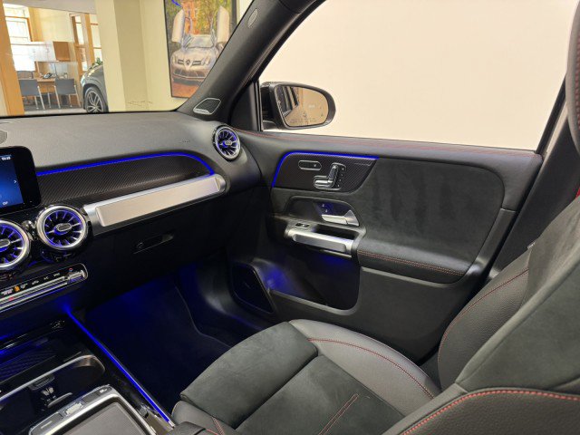 Certified 2025 Mercedes-Benz GLB 35 AMG 4MATIC image 10