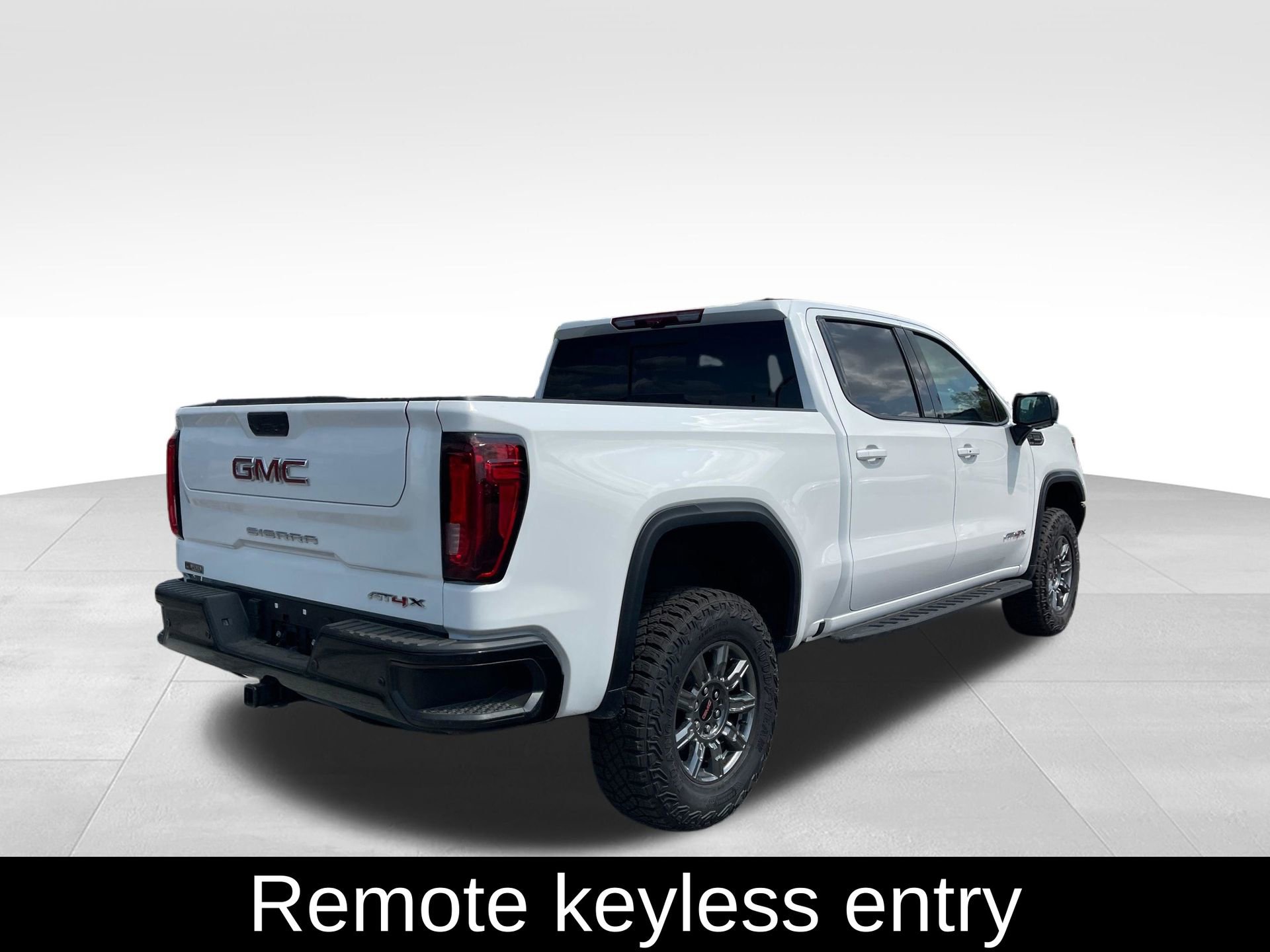 Used 2025 GMC Sierra 1500 AT4X image 5