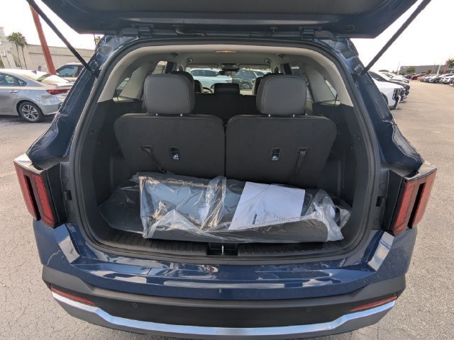 New 2026 Kia Sorento S FWD image 13