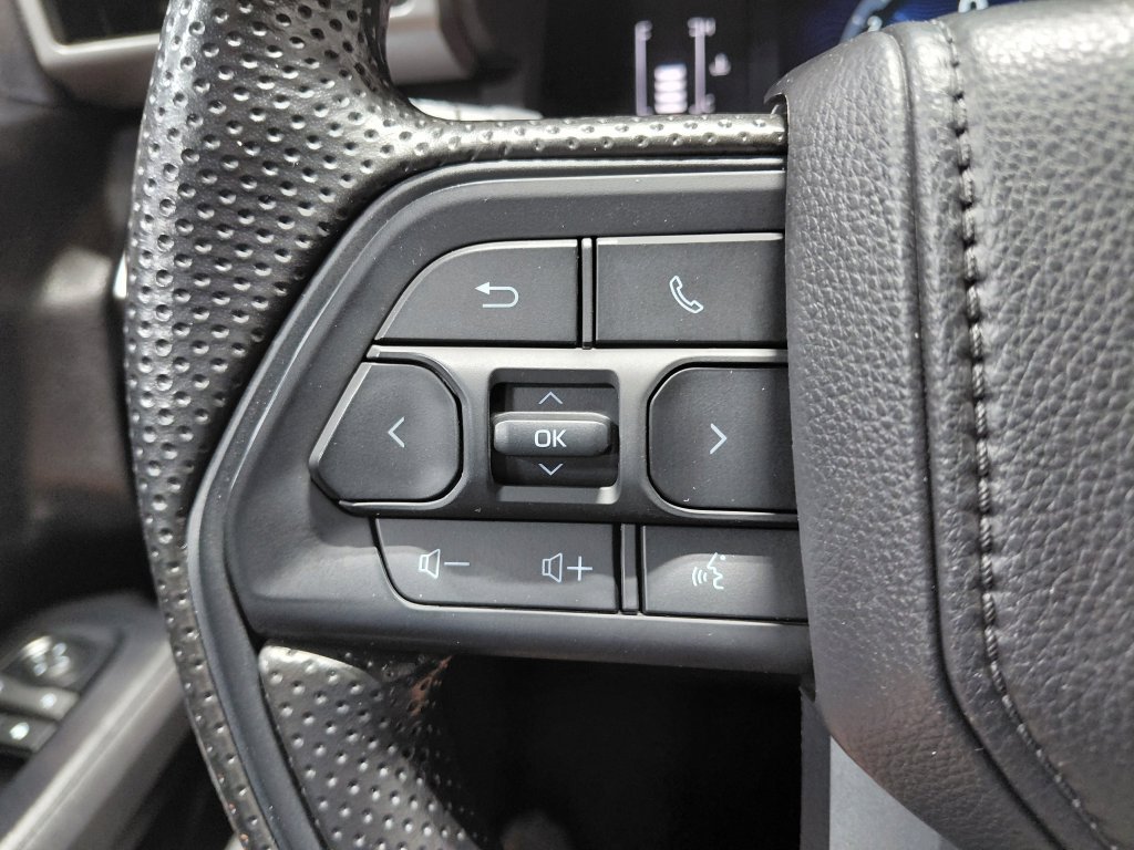 Used 2026 Toyota Tacoma SR5 AWD/4WD image 32