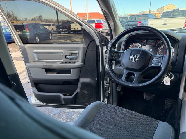 Used 2017 RAM 1500 Big Horn image 15