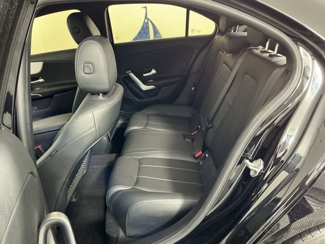 Used 2022 Mercedes-Benz A 220 4MATIC image 9