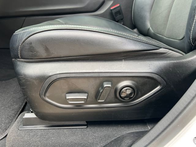 Used 2023 Jeep Grand Cherokee L Laredo image 13