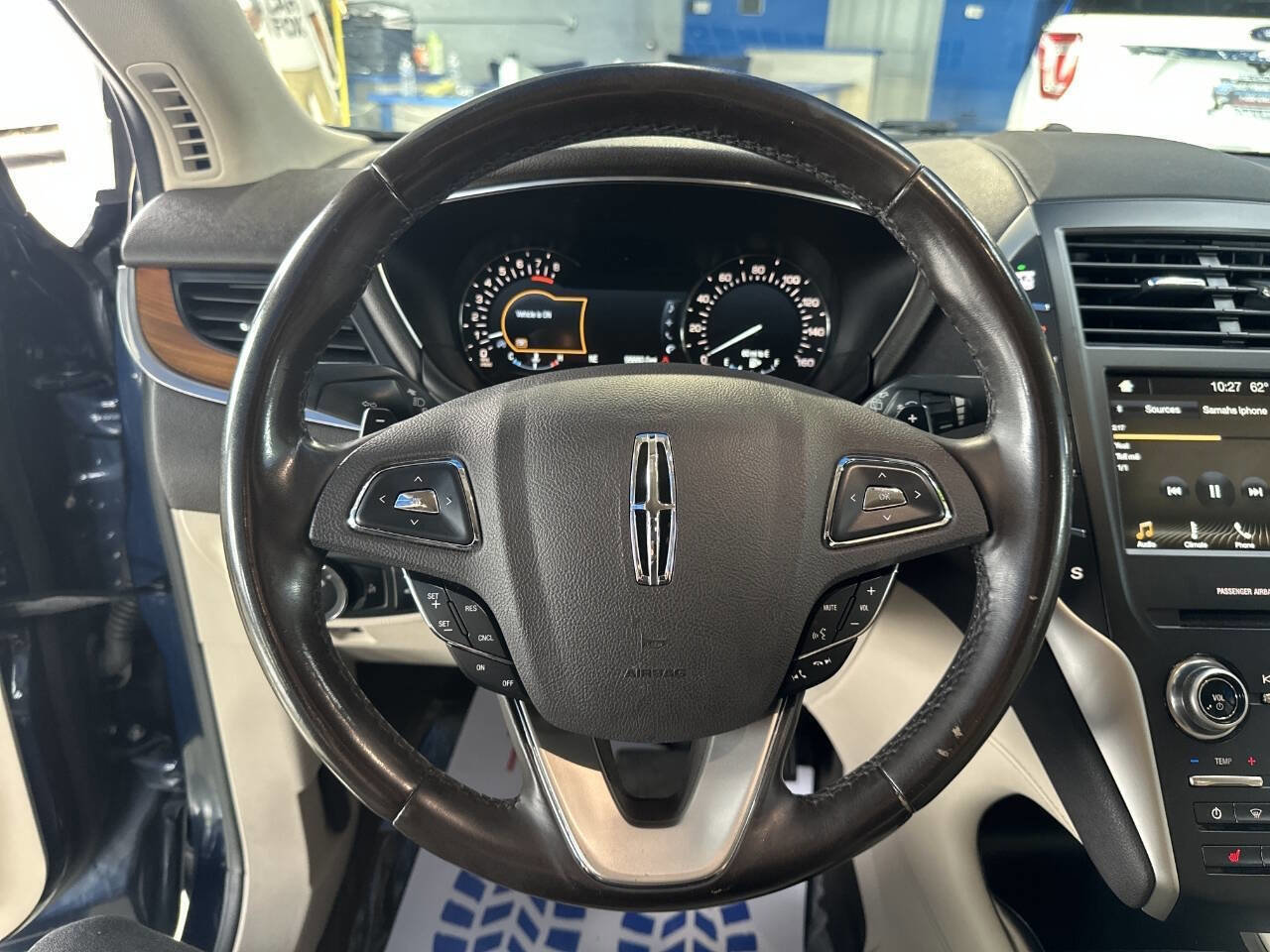 Used 2017 Lincoln MKC Select w/ Select Plus Package image 22