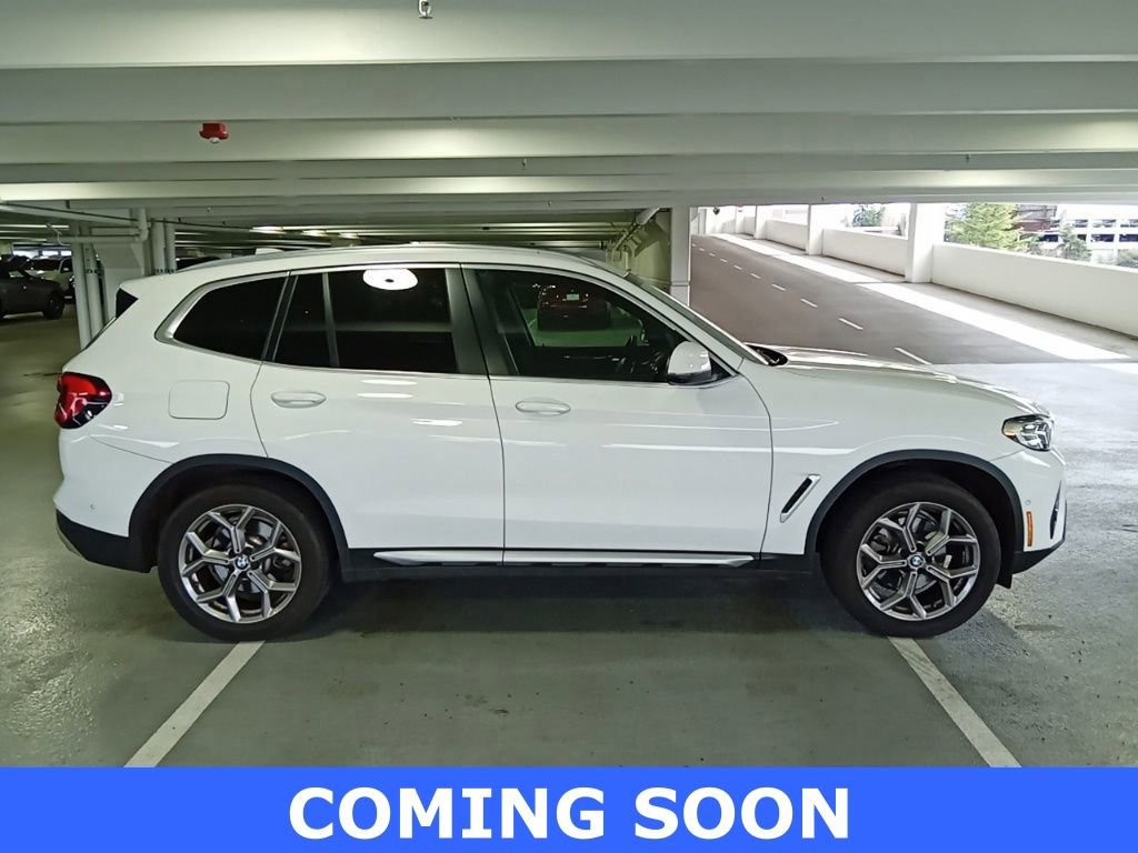 Used 2023 BMW X3 xDrive30i w/ Premium Package image 5