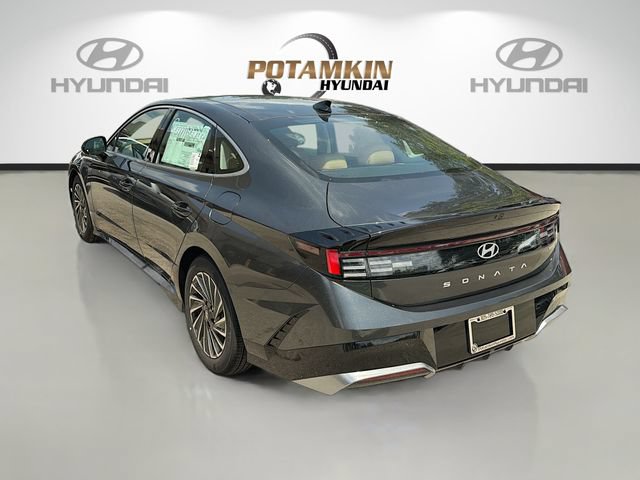 New 2026 Hyundai Sonata Limited FWD image 7