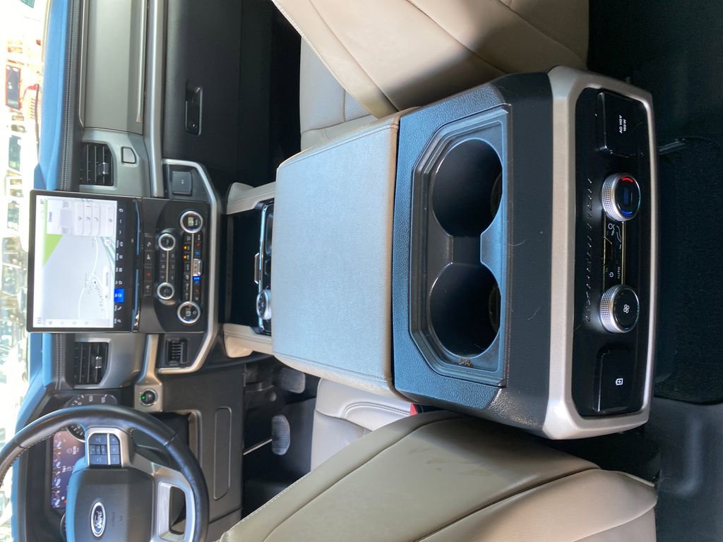 Used 2024 Ford Expedition Max XLT image 25