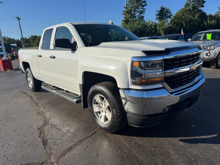 Used 2018 Chevrolet Silverado 1500 LS w/ Trailering Package AWD/4WD image 7