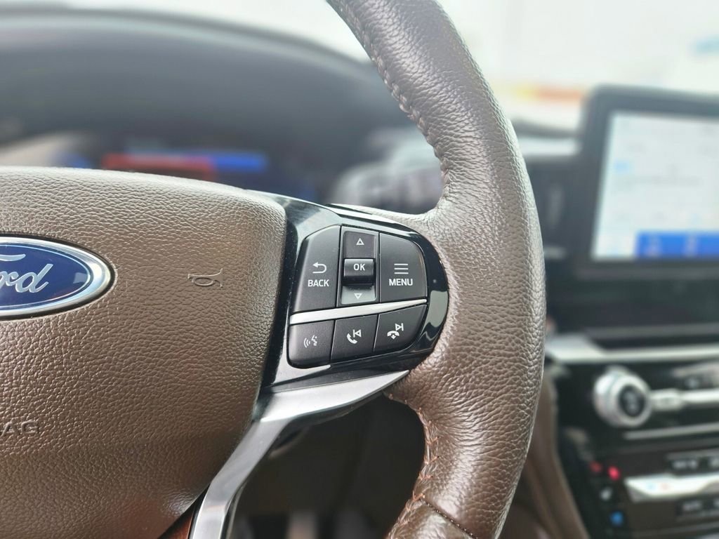 Used 2023 Ford Explorer King Ranch w/ Class IV Trailer Tow Package AWD/4WD image 28