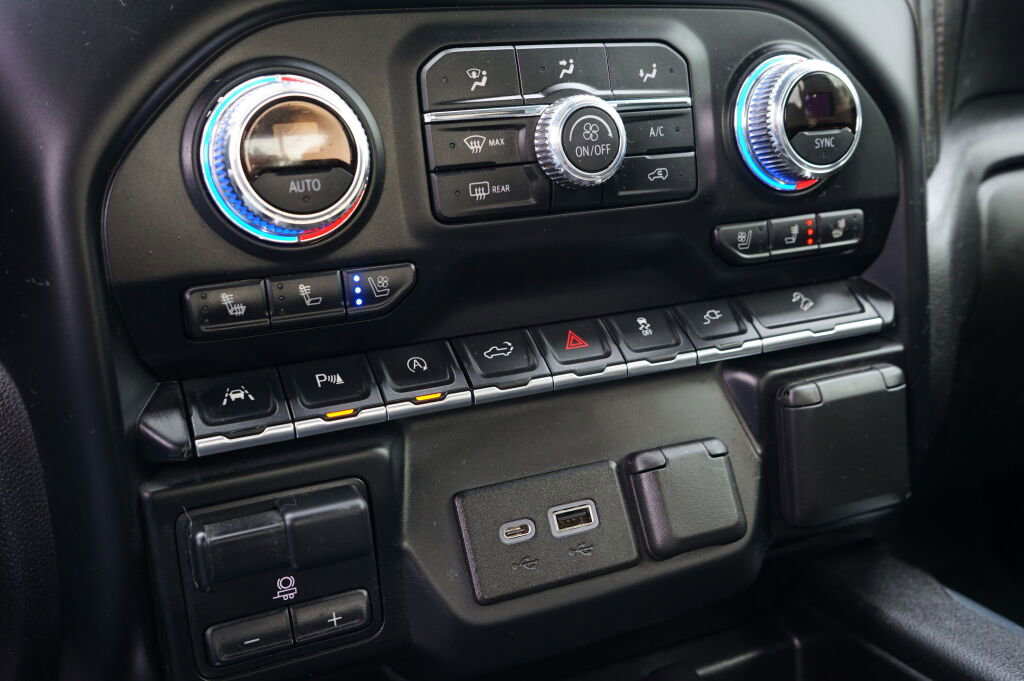 Used 2019 GMC Sierra 1500 AT4 w/ AT4 Premium Package image 23