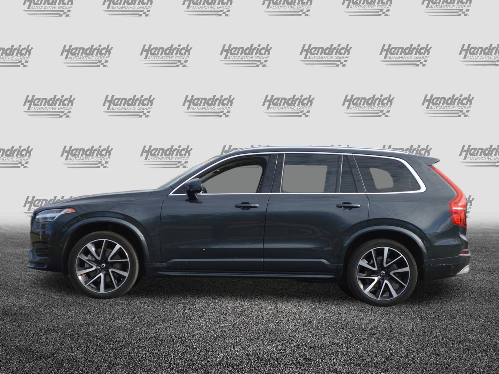 Used 2022 Volvo XC90 T6 Momentum w/ Advanced Package image 8