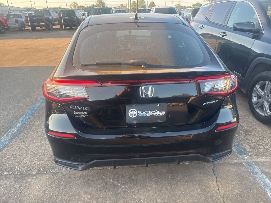 Used 2023 Honda Civic Sport image 5