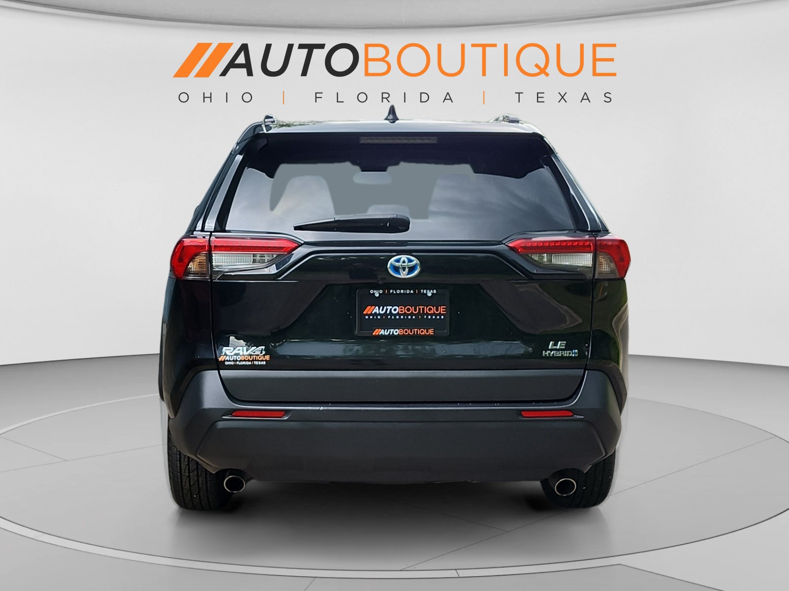 Used 2023 Toyota RAV4 LE AWD/4WD image 4