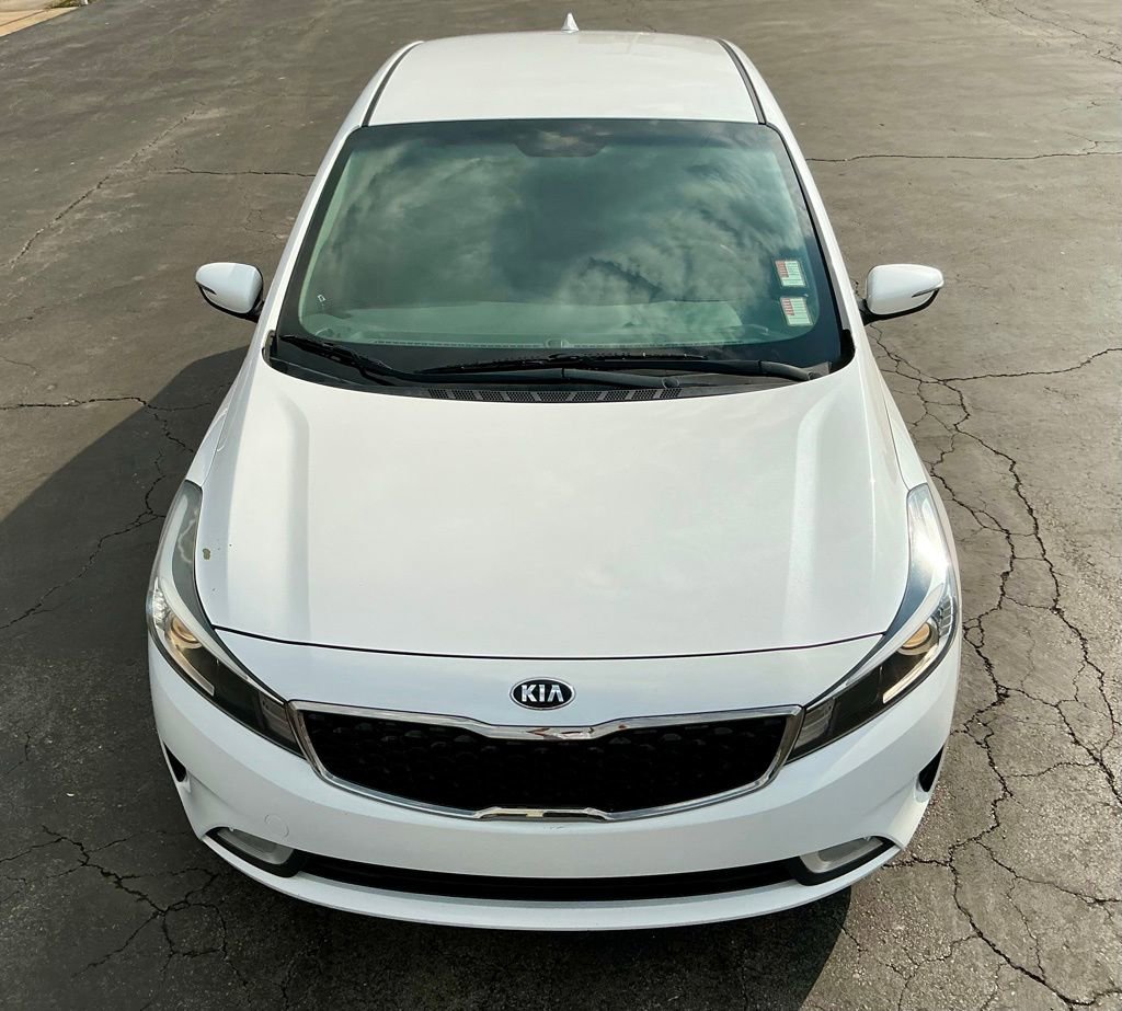 Used 2017 Kia Forte EX image 11