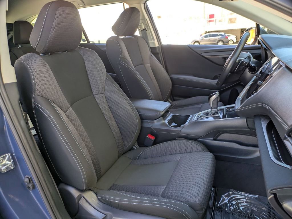 Used 2025 Subaru Outback Premium image 27