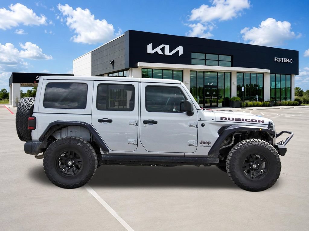 Used 2019 Jeep Wrangler Unlimited Rubicon AWD/4WD image 4