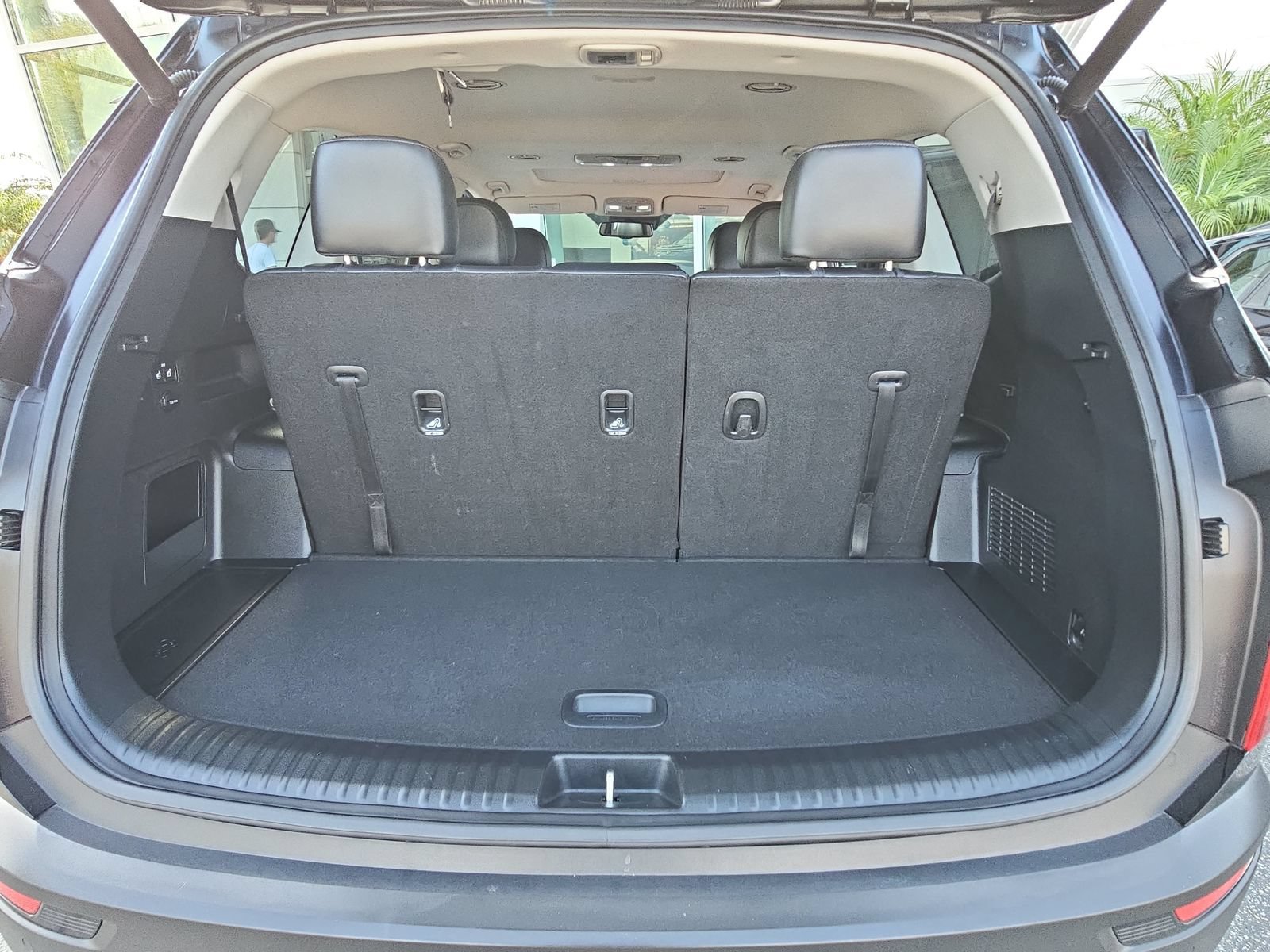 Used 2020 Kia Telluride EX w/ EX Premium Package FWD image 12