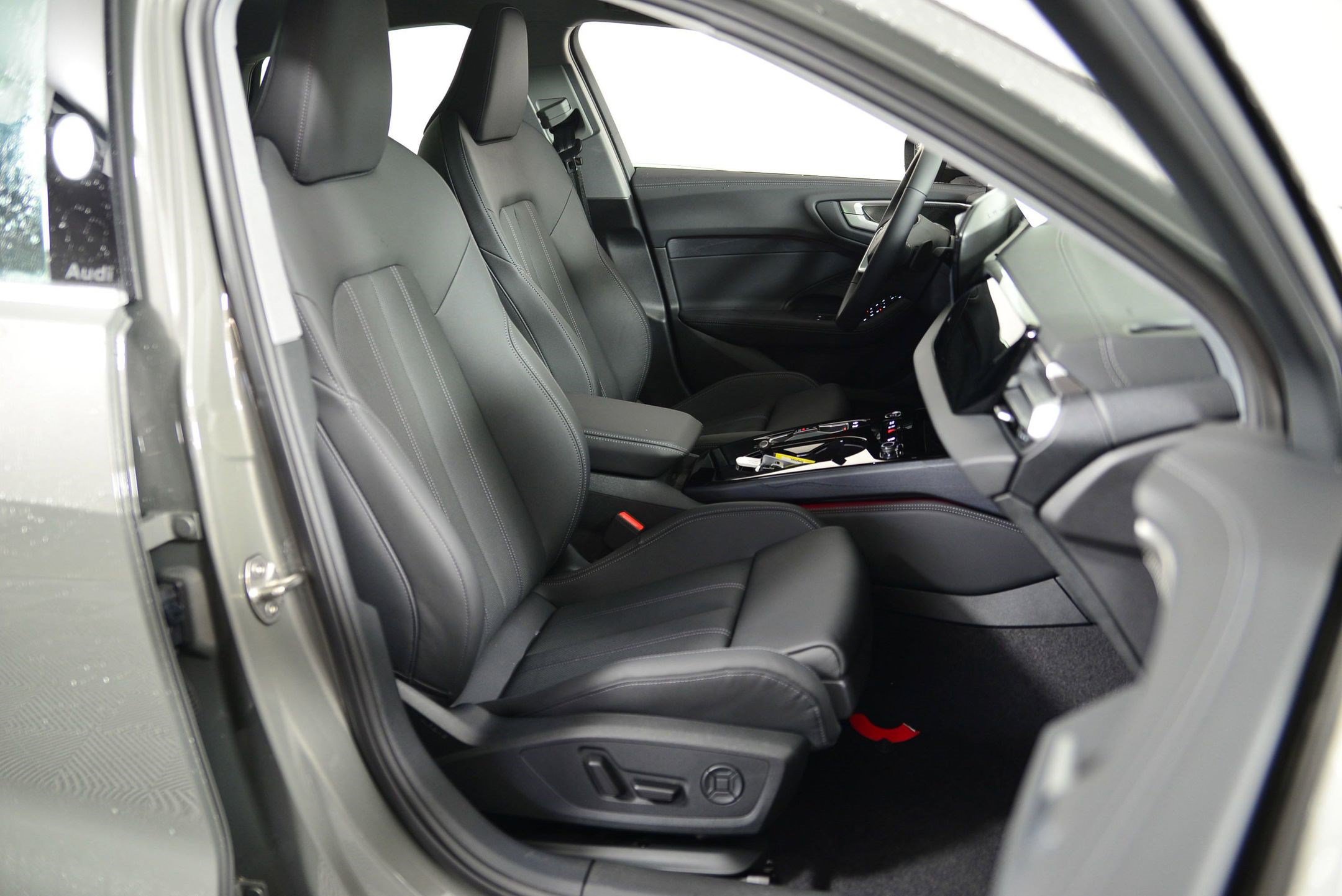 New 2025 Audi A5 Premium Plus w/ Premium Plus AWD/4WD image 19