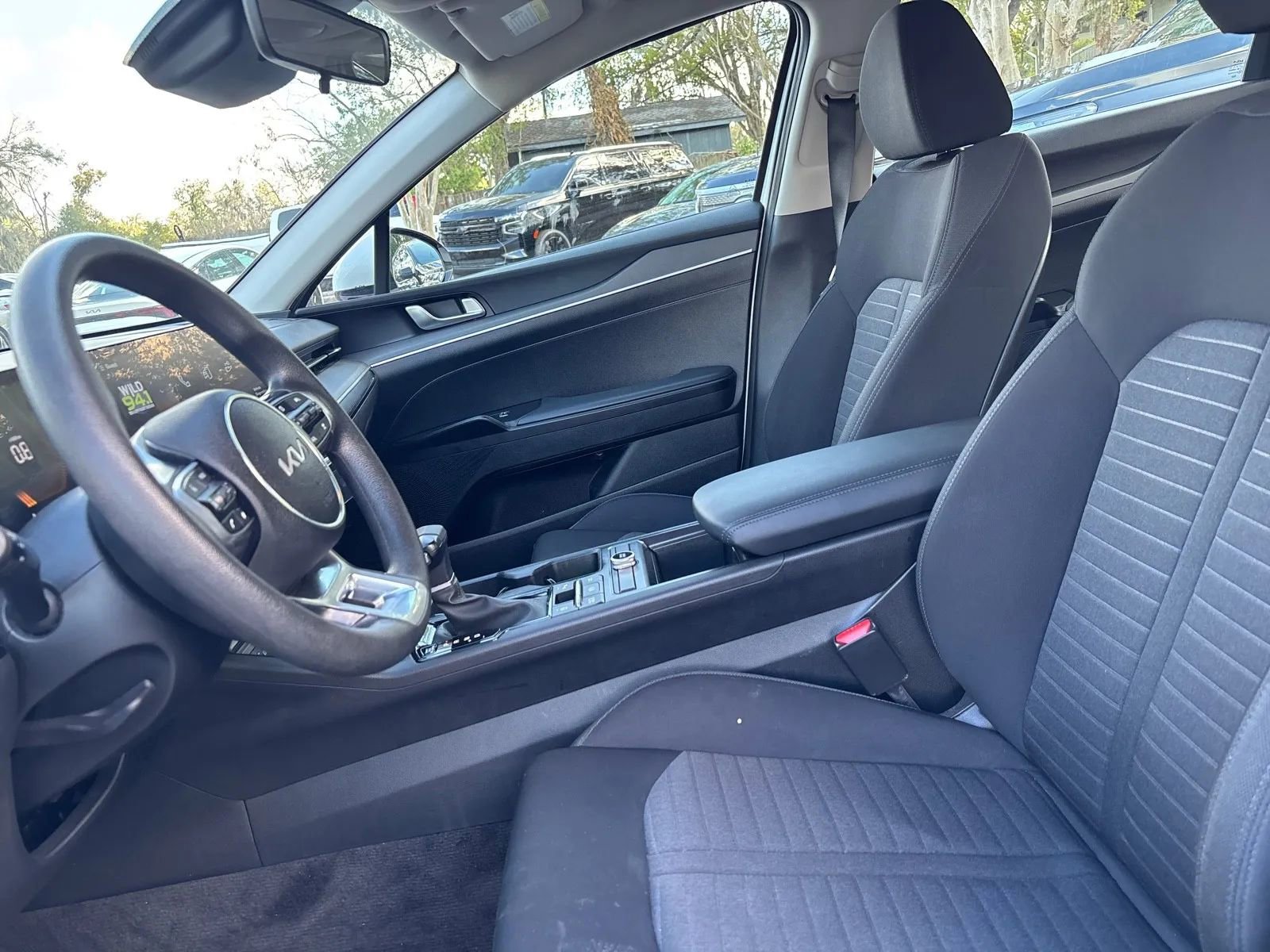 Used 2025 Kia K5 LXS FWD image 10