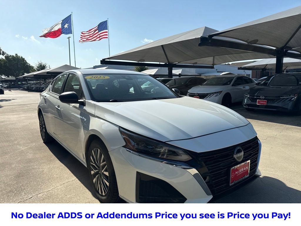 Certified 2025 Nissan Altima 2.5 SV FWD image 10